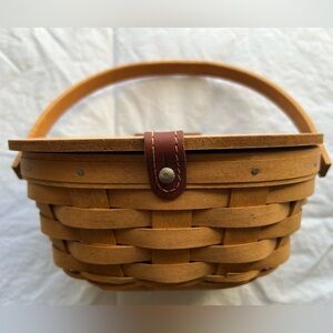 Longaberger 2008 Oval Kiddie Purse